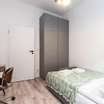 Rent Like Home - Walonska 15